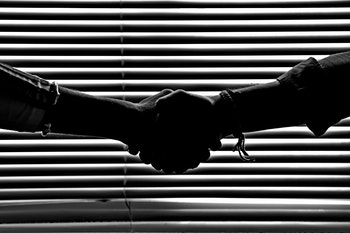 4 Tips for Turning Down a Job Offer Gracefully