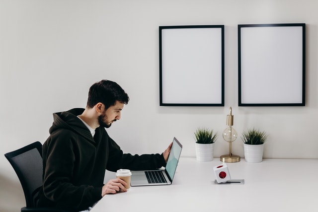 4 Ways to Have a Happier and More Productive Monday