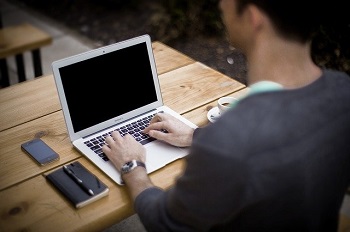 5 Things to Avoid in a Thank You Email After the Interview
