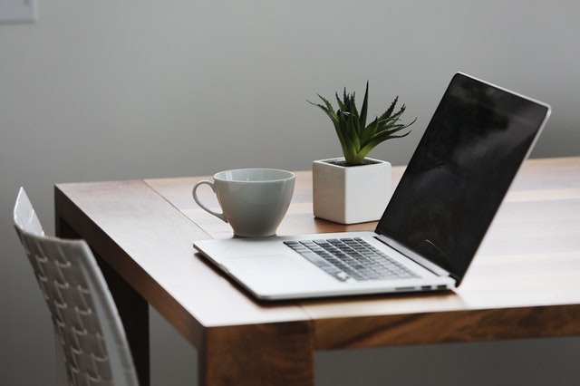 How to Manage Screen Time When Working from Home